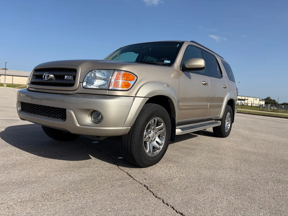 2004 Toyota Sequoia 1st Gen - Image 3 of 31