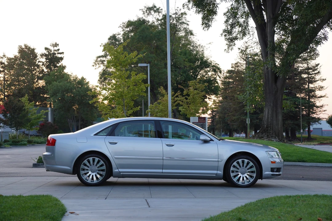 2005 Audi D3 A8 - Image 13 of 31