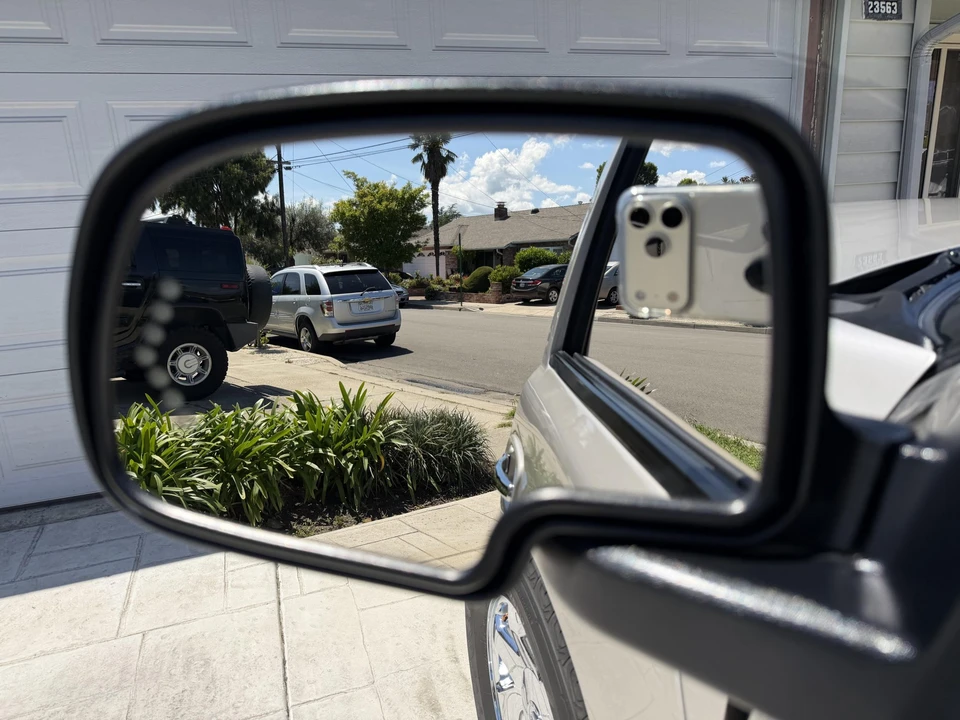 2005 Cadillac Escalade & EXT 2nd Gen - Image 19 of 31