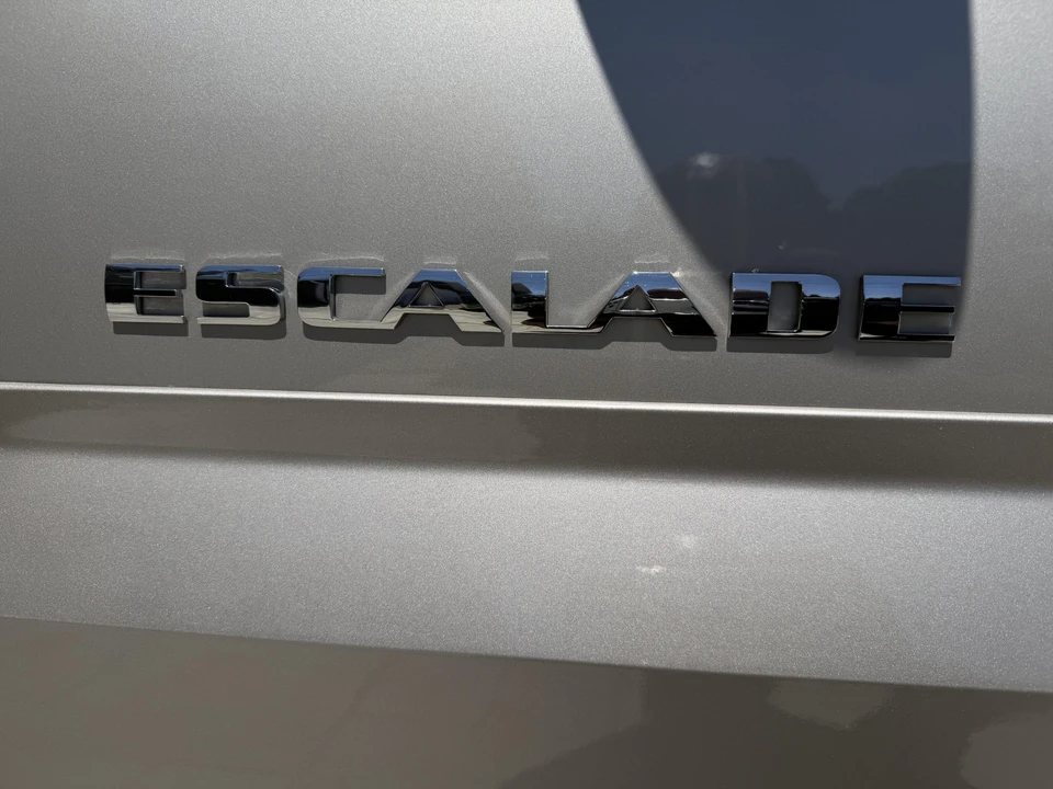 2005 Cadillac Escalade & EXT 2nd Gen - Image 23 of 31