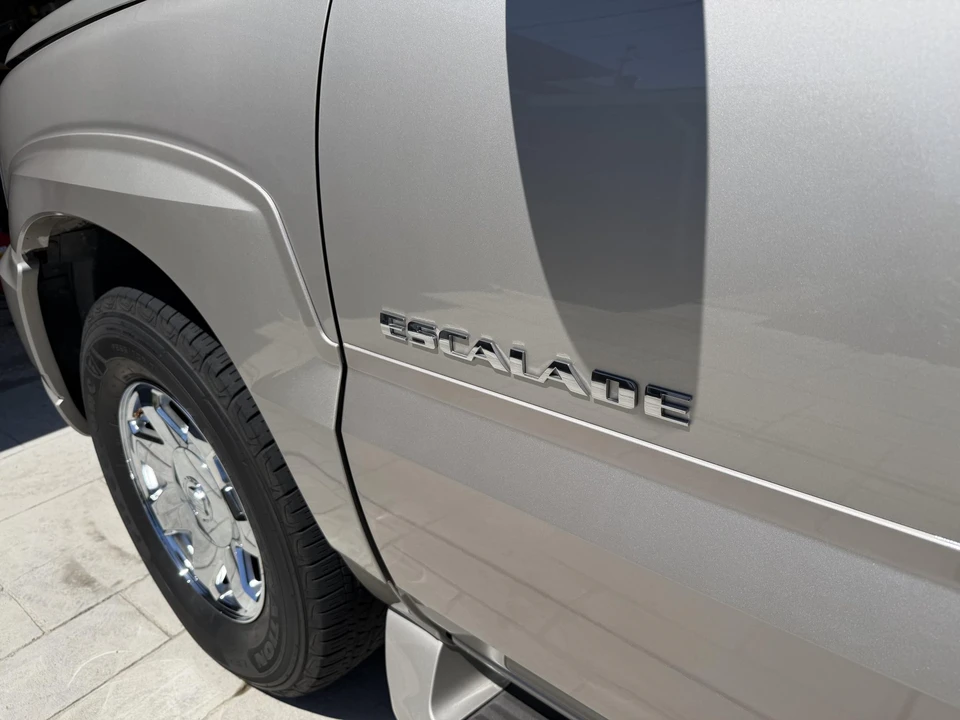 2005 Cadillac Escalade & EXT 2nd Gen - Image 21 of 31