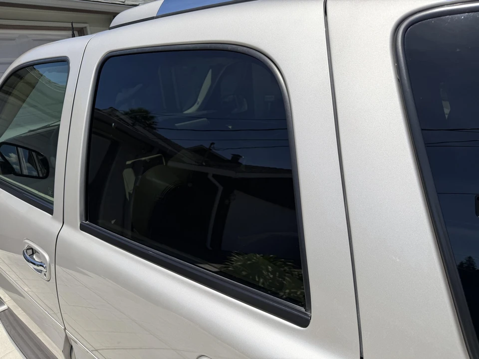 2005 Cadillac Escalade & EXT 2nd Gen - Image 28 of 31