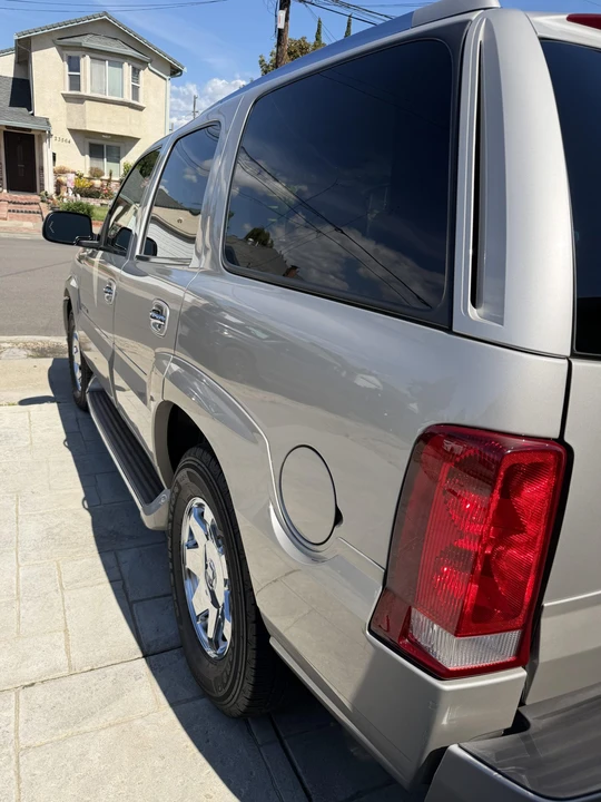 2005 Cadillac Escalade & EXT 2nd Gen - Image 31 of 31
