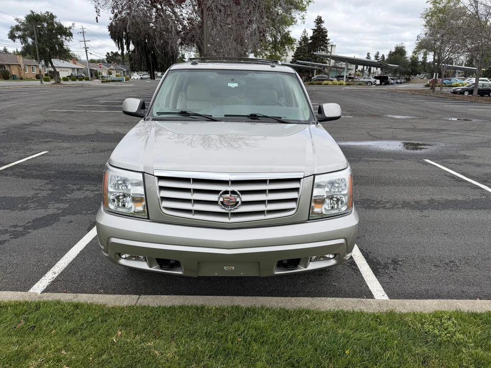 2005 Cadillac Escalade & EXT 2nd Gen - Image 3 of 31