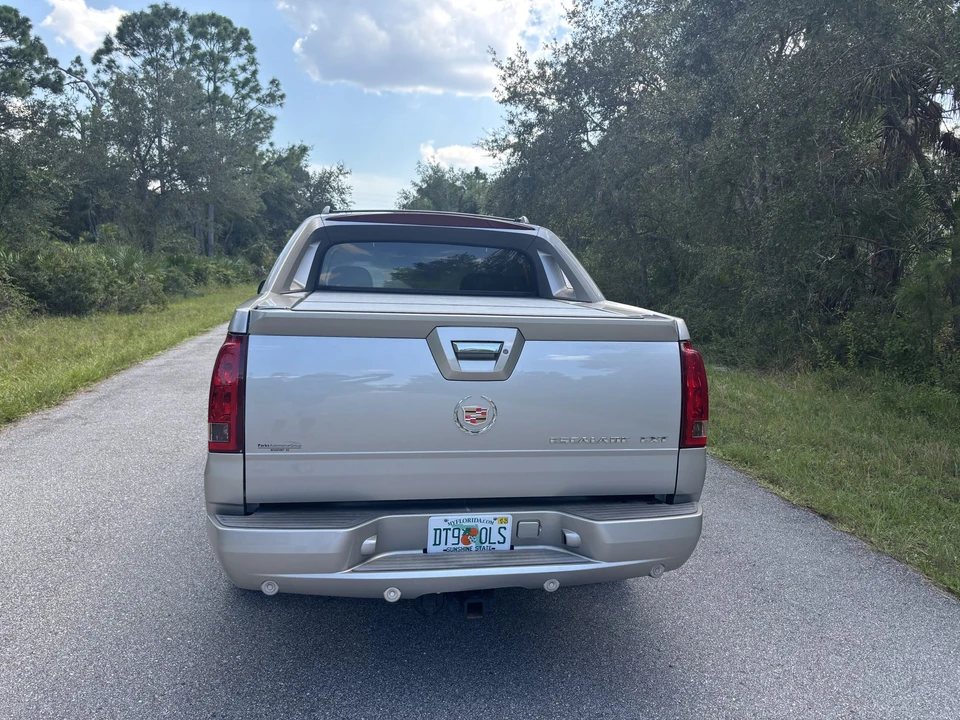 2005 Cadillac Escalade & EXT 2nd Gen - Image 7 of 31