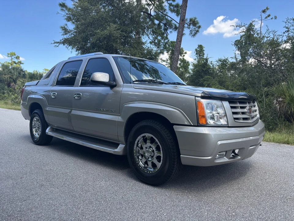 2005 Cadillac Escalade & EXT 2nd Gen - Image 4 of 31