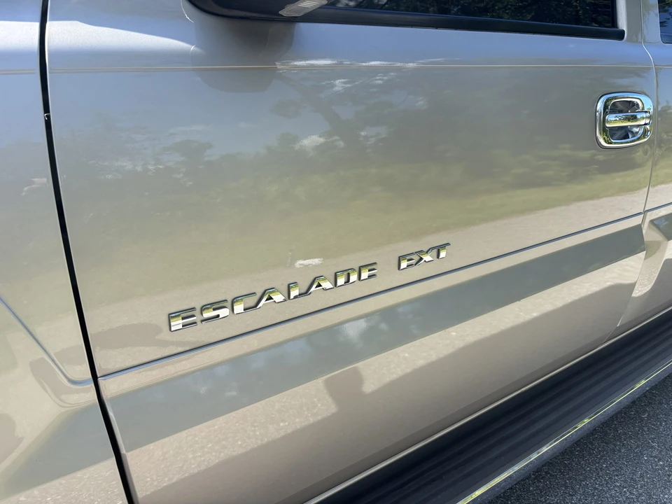 2005 Cadillac Escalade & EXT 2nd Gen - Image 23 of 31