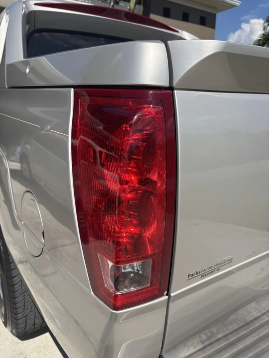 2005 Cadillac Escalade & EXT 2nd Gen - Image 15 of 31