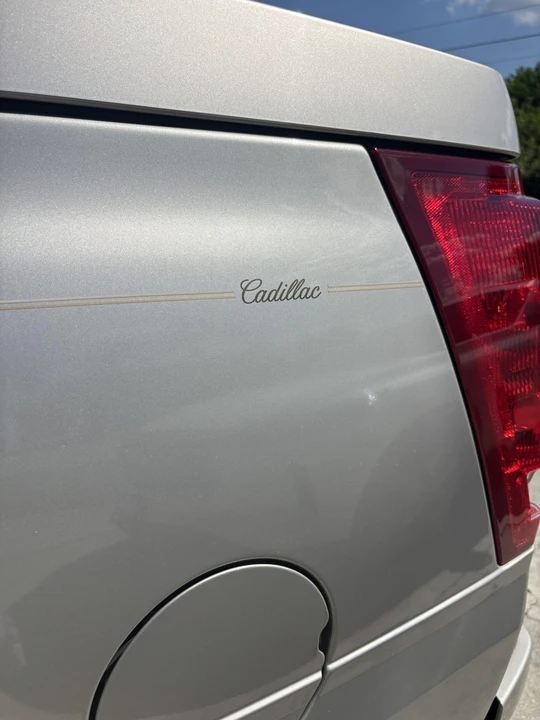 2005 Cadillac Escalade & EXT 2nd Gen - Image 26 of 31