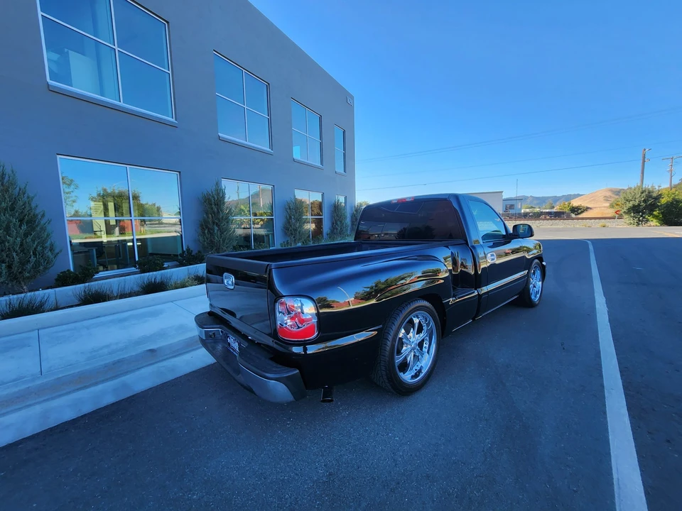 2005 GMC Sierra 2nd Gen - Image 18 of 31