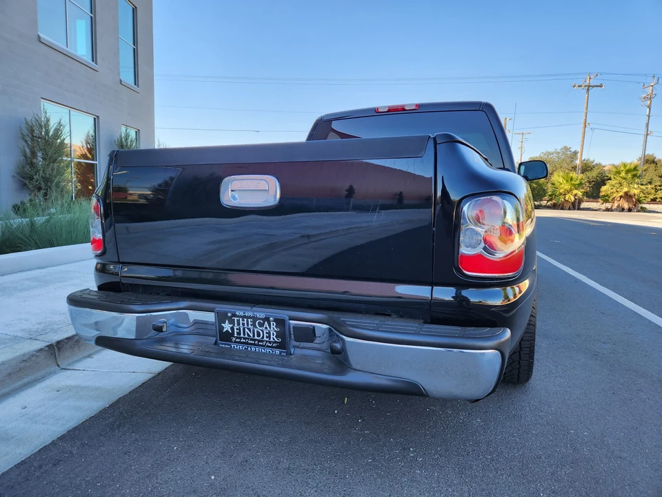 2005 GMC Sierra 2nd Gen - Image 13 of 31