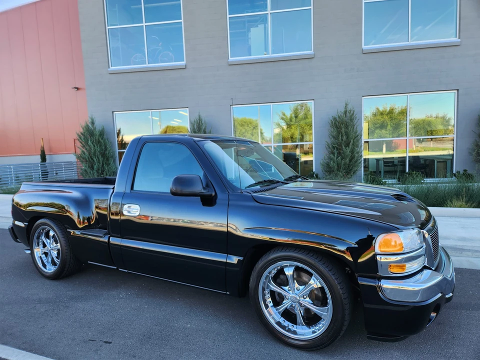 2005 GMC Sierra 2nd Gen - Image 21 of 31