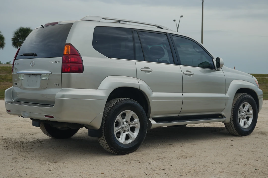 2005 Lexus GX 1st Gen - Image 12 of 31