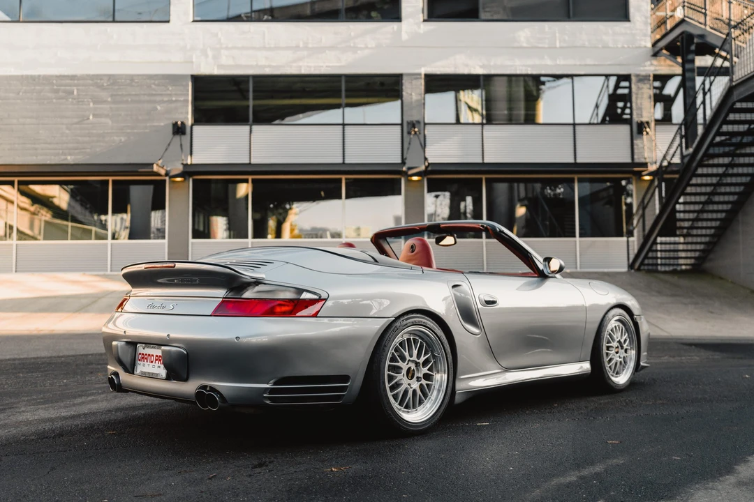 2005 Porsche 996 Turbo - Image 8 of 31