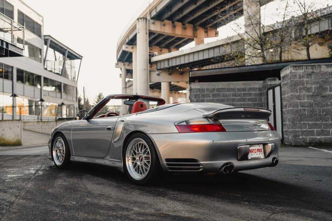 2005 Porsche 996 Turbo - Image 12 of 31