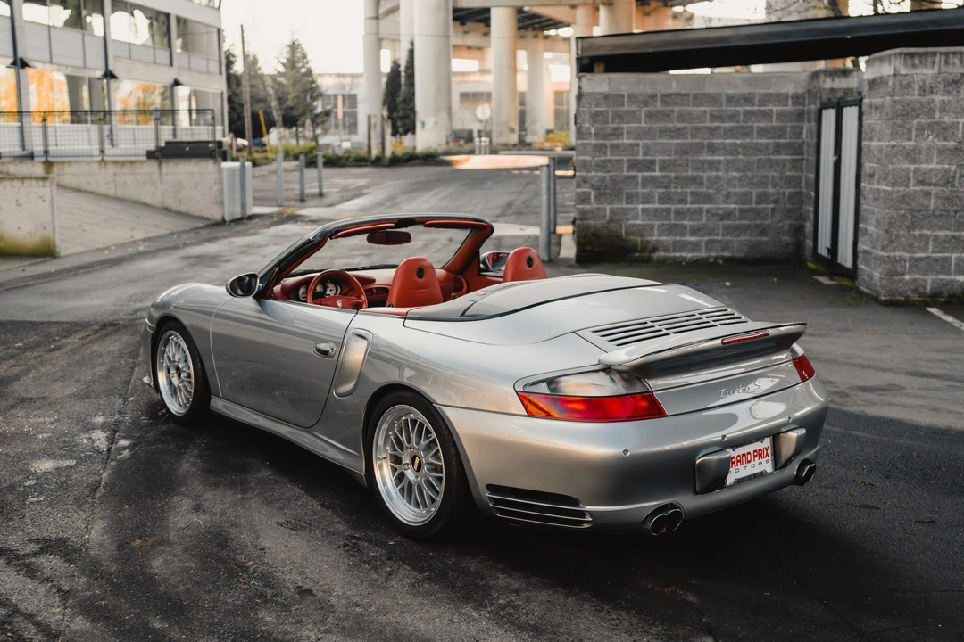 2005 Porsche 996 Turbo - Image 13 of 31