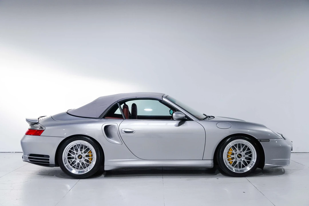 2005 Porsche 996 Turbo - Image 22 of 31