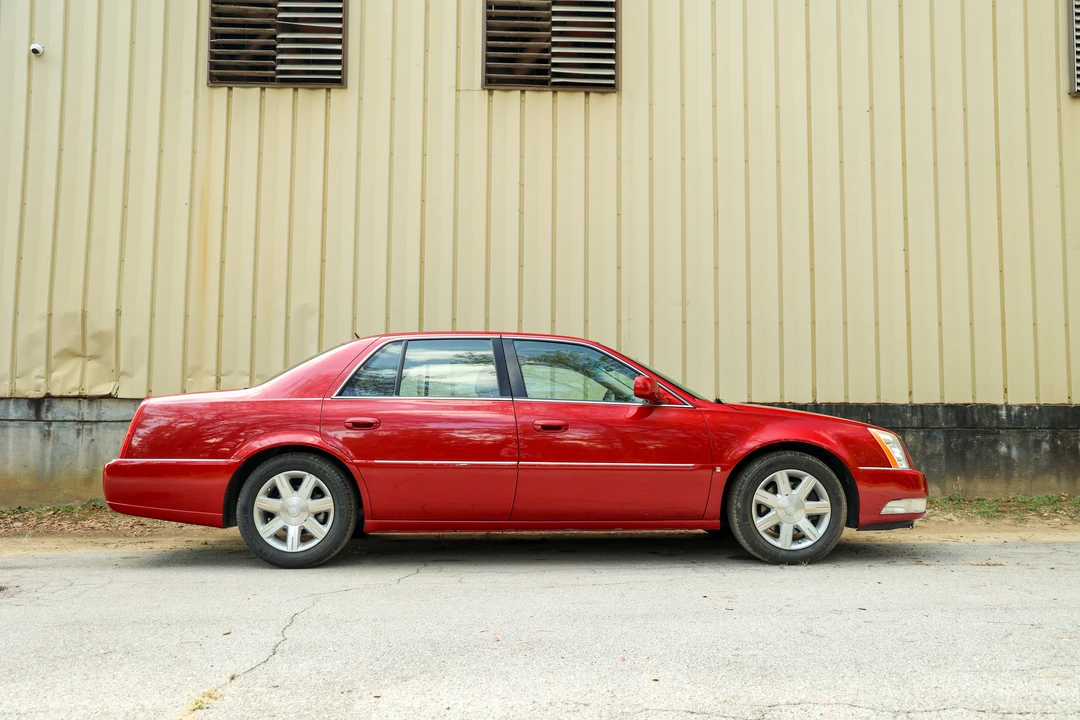 2006 Cadillac DTS - Image 5 of 31