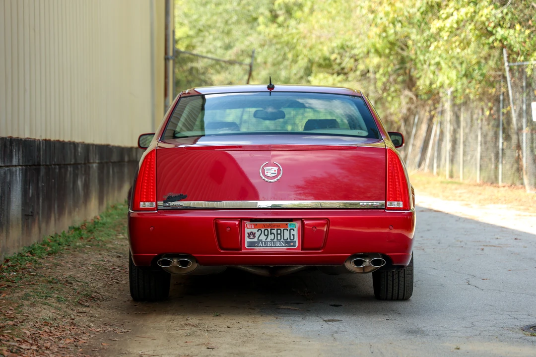 2006 Cadillac DTS - Image 7 of 31