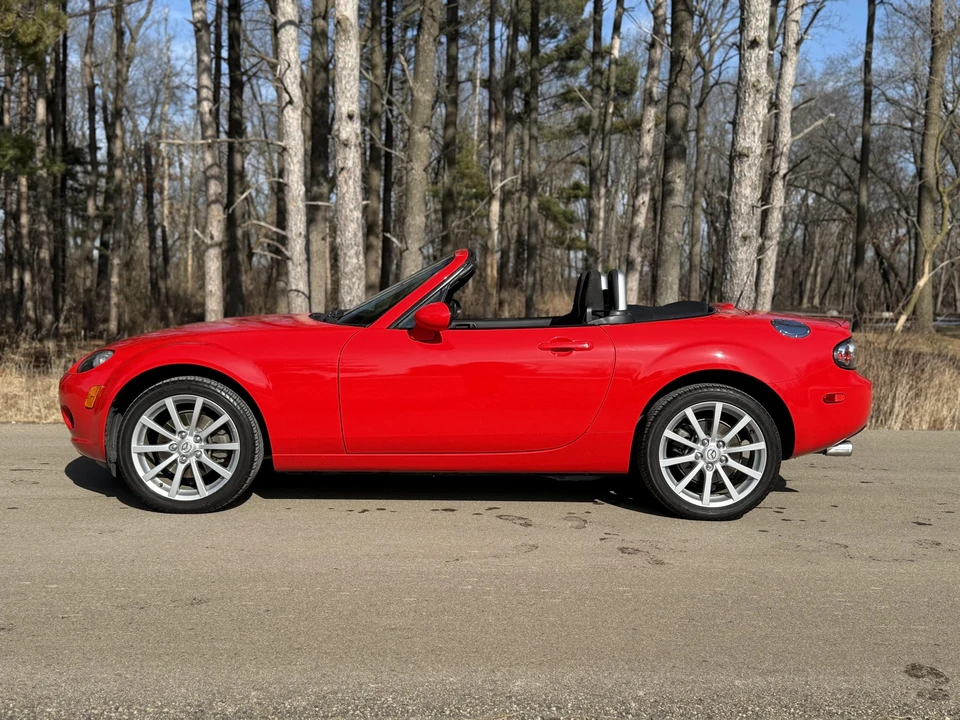 2006 Mazda NC MX-5 Miata - Image 7 of 31