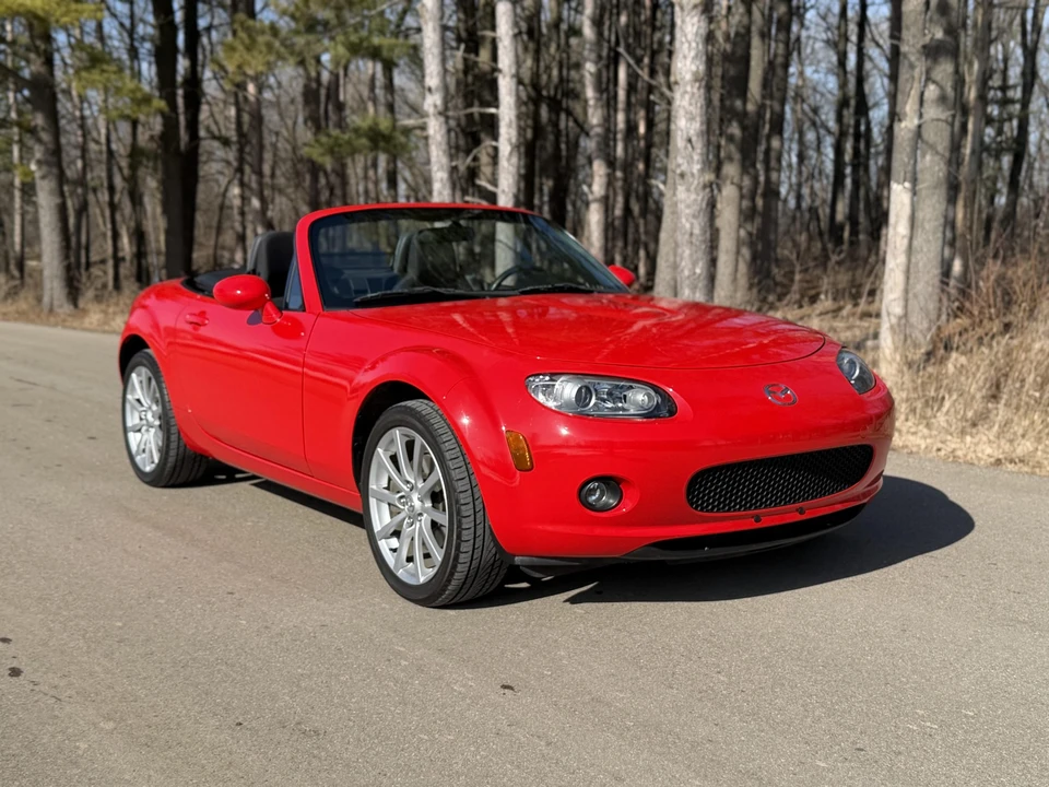 2006 Mazda NC MX-5 Miata - Image 16 of 31