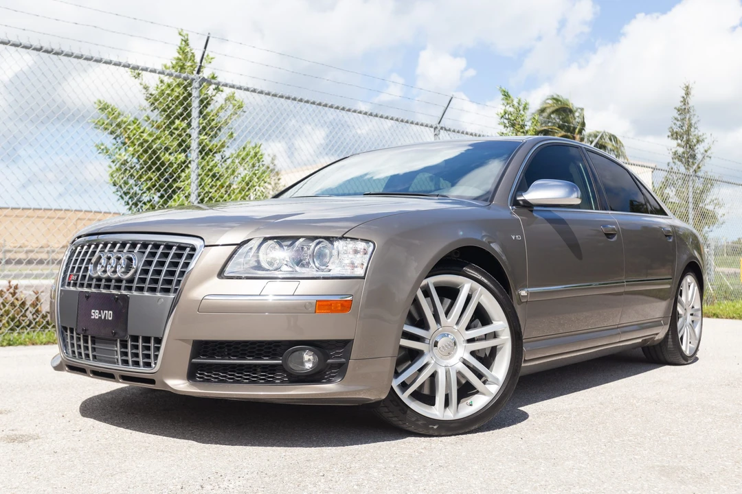 2007 Audi D3 S8 - Image 2 of 31