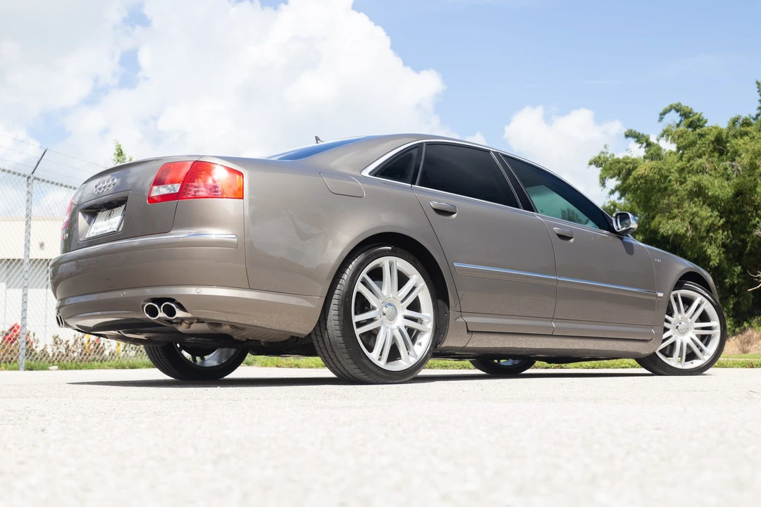 2007 Audi D3 S8 - Image 13 of 31