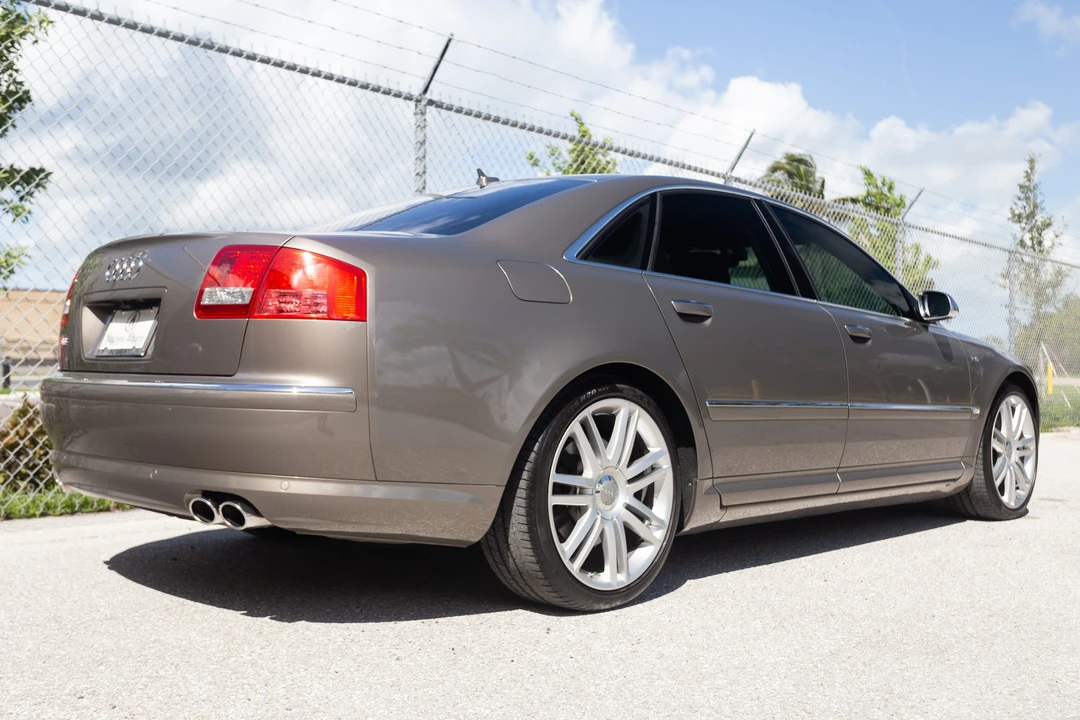 2007 Audi D3 S8 - Image 17 of 31
