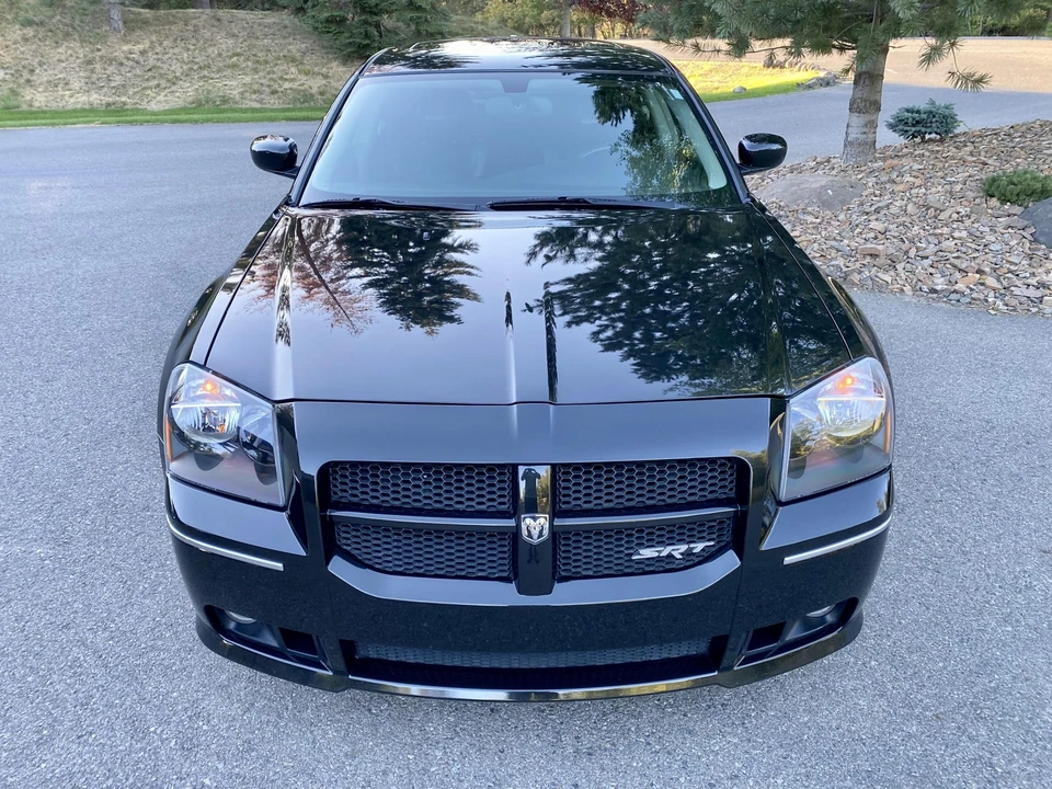 2007 Dodge Magnum SRT8 2nd Gen - Image 4 of 31