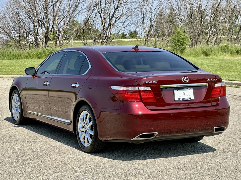 2007 Lexus LS 4th Gen - Image 11 of 31
