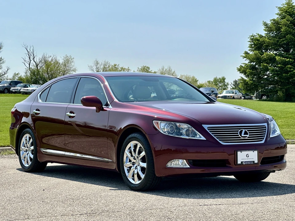 2007 Lexus LS 4th Gen - Image 15 of 31