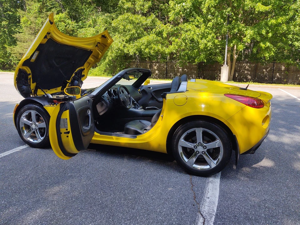 2007 Pontiac Solstice GXP - Image 19 of 31