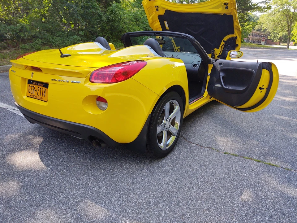 2007 Pontiac Solstice GXP - Image 24 of 31