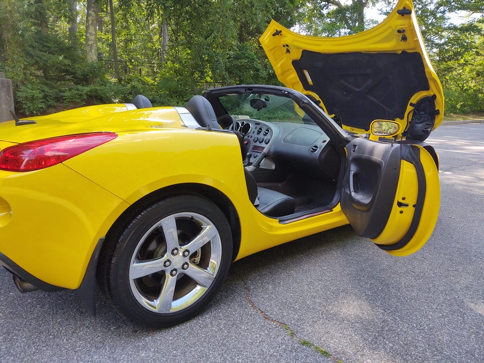2007 Pontiac Solstice GXP - Image 25 of 31