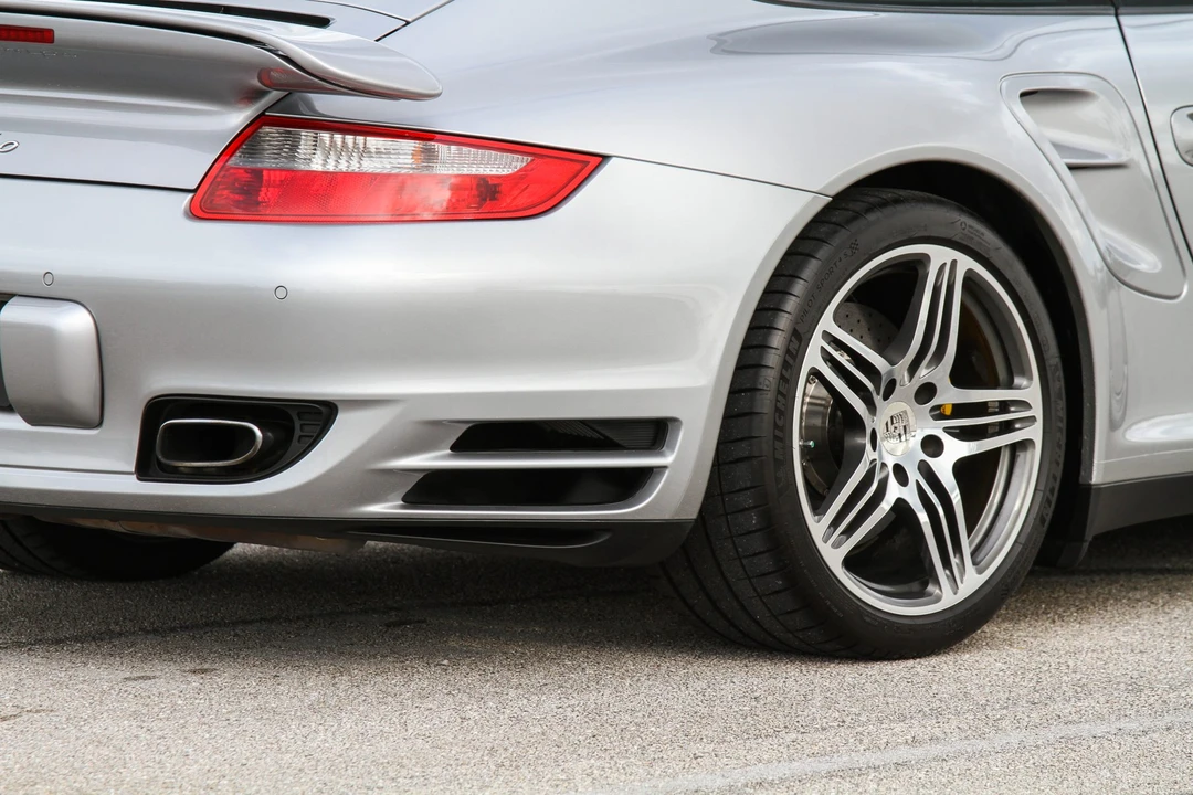 2007 Porsche 997 Turbo - Image 25 of 31