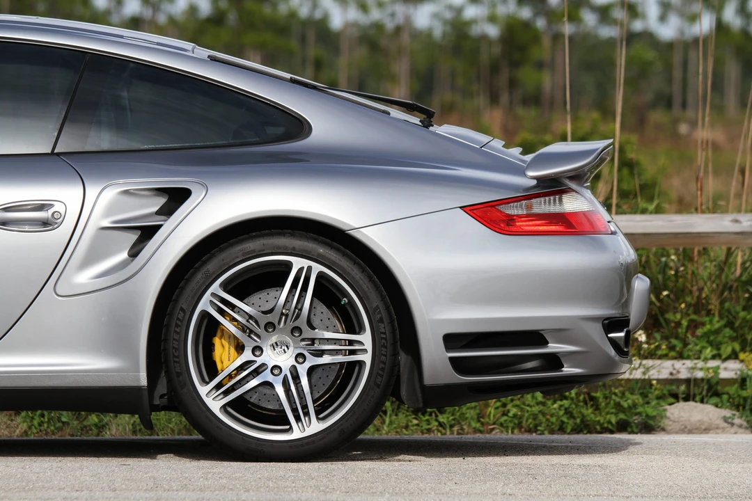 2007 Porsche 997 Turbo - Image 30 of 31