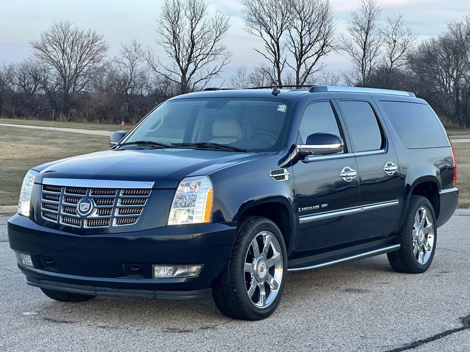 2008 Cadillac Escalade & EXT 3rd Gen - Image 5 of 31