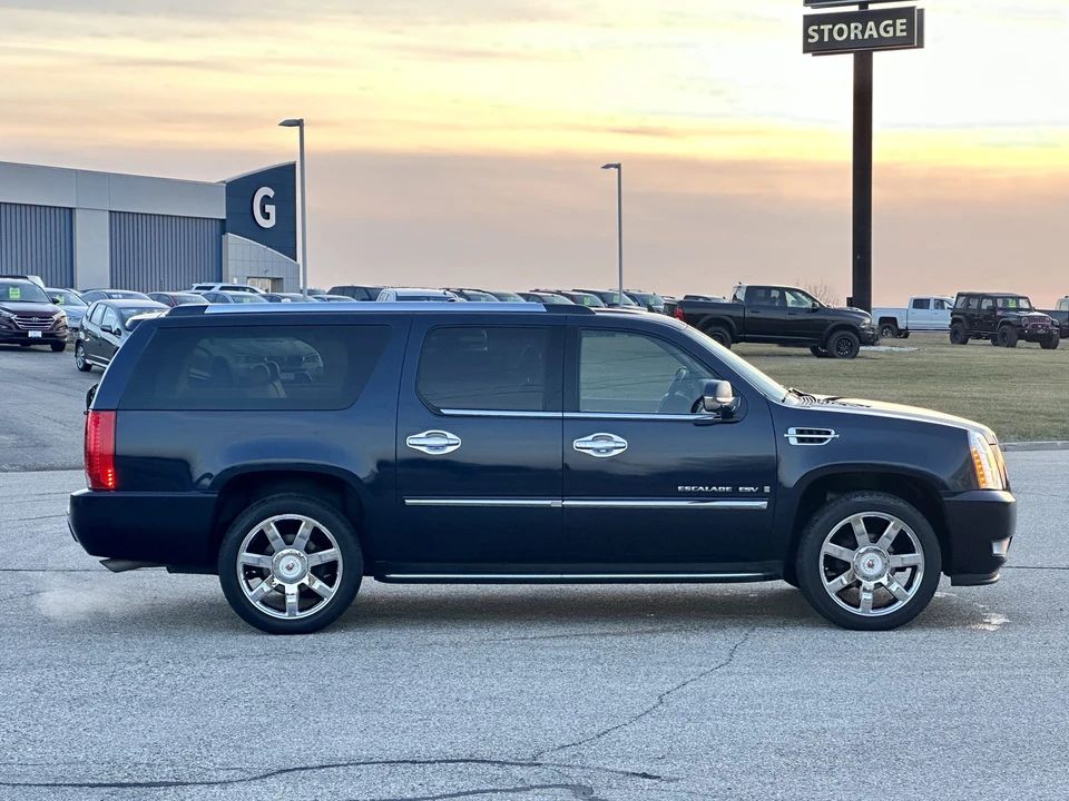 2008 Cadillac Escalade & EXT 3rd Gen - Image 12 of 31