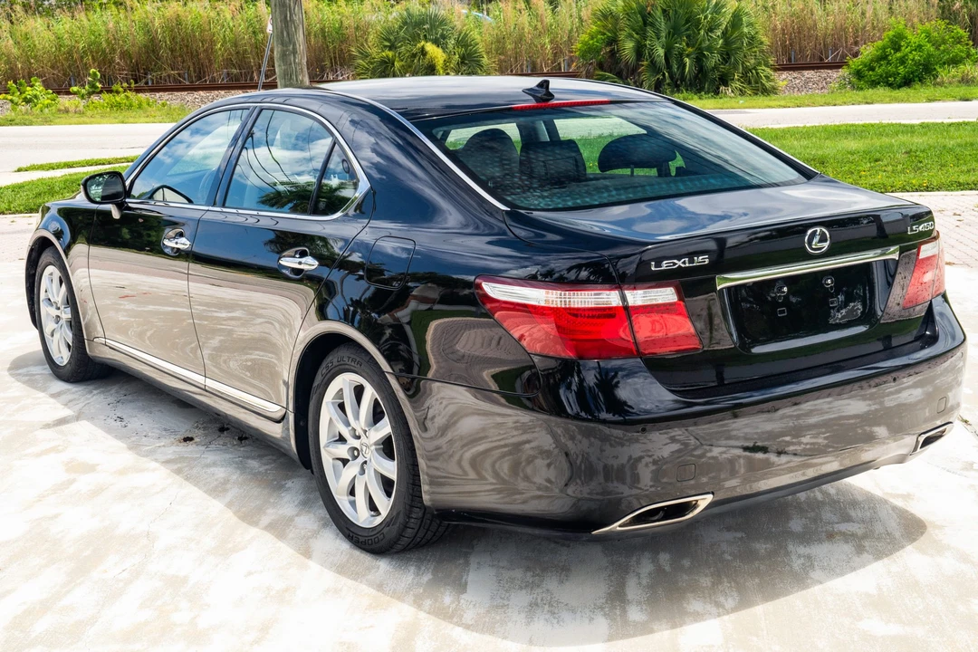 2008 Lexus LS 4th Gen - Image 7 of 31