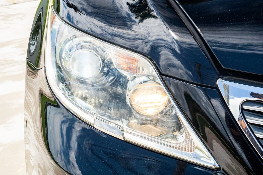 2008 Lexus LS 4th Gen - Image 11 of 31