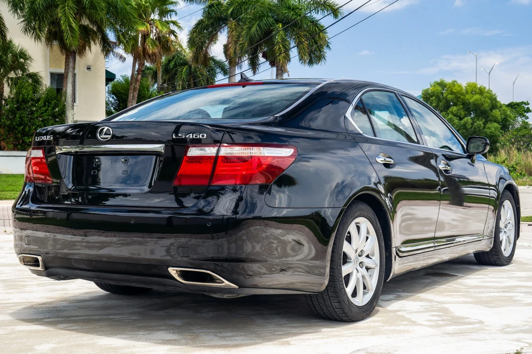 2008 Lexus LS 4th Gen - Image 5 of 31