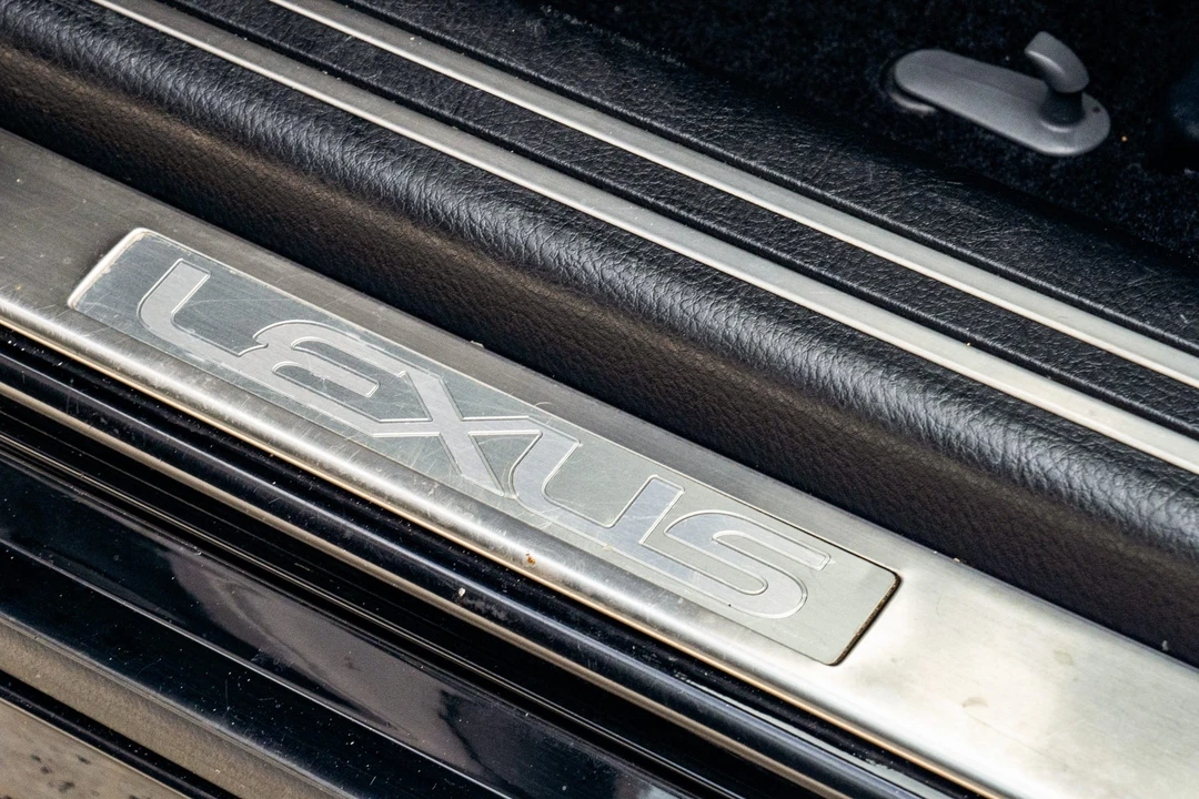 2008 Lexus LS 4th Gen - Image 30 of 31