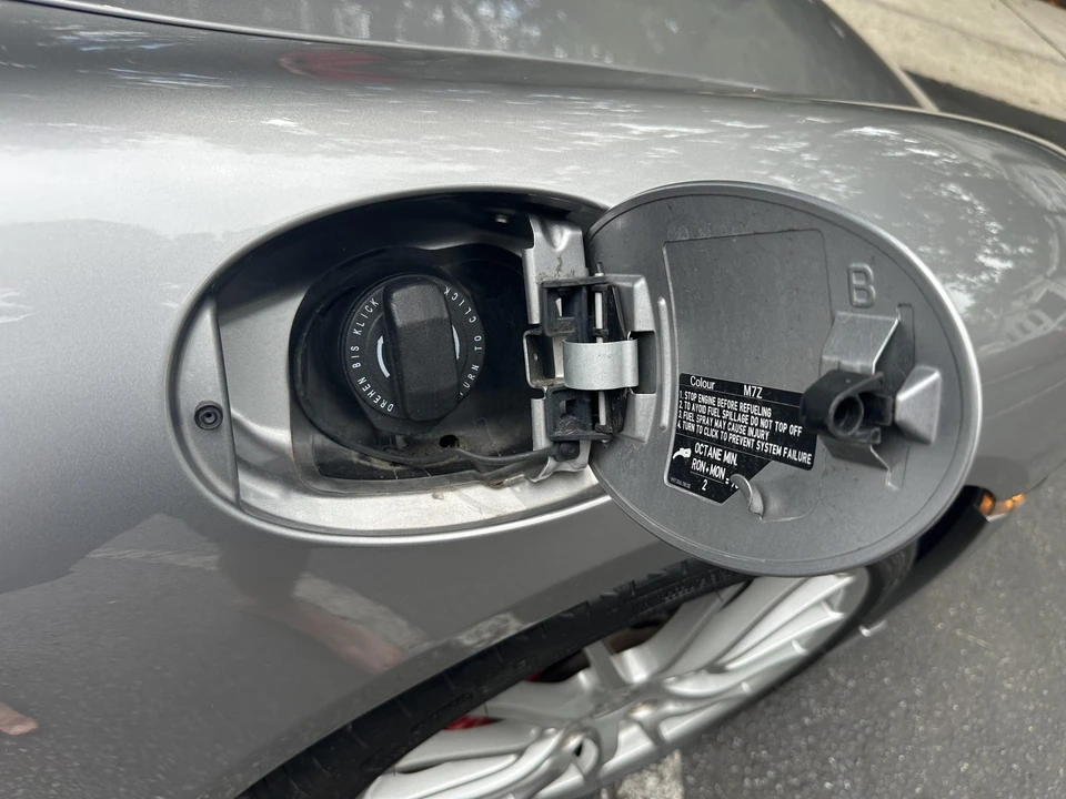 2008 Porsche 987 Boxster Spyder - Image 17 of 31
