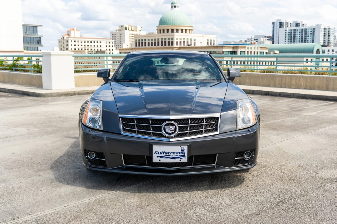 2009 Cadillac XLR - Image 10 of 31