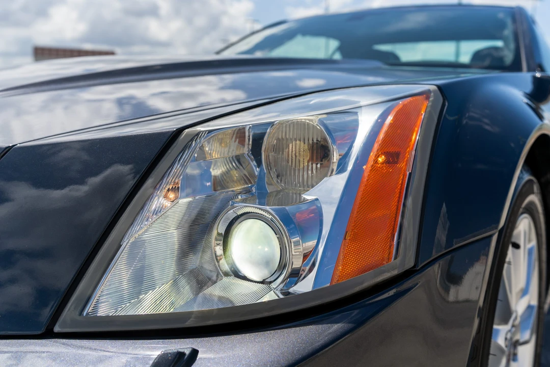 2009 Cadillac XLR - Image 23 of 31