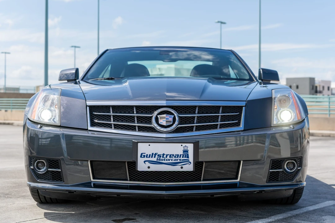 2009 Cadillac XLR - Image 21 of 31