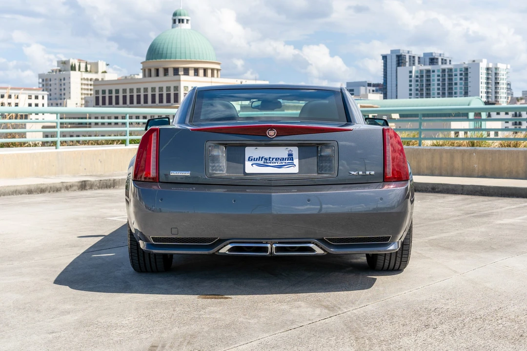 2009 Cadillac XLR - Image 14 of 31