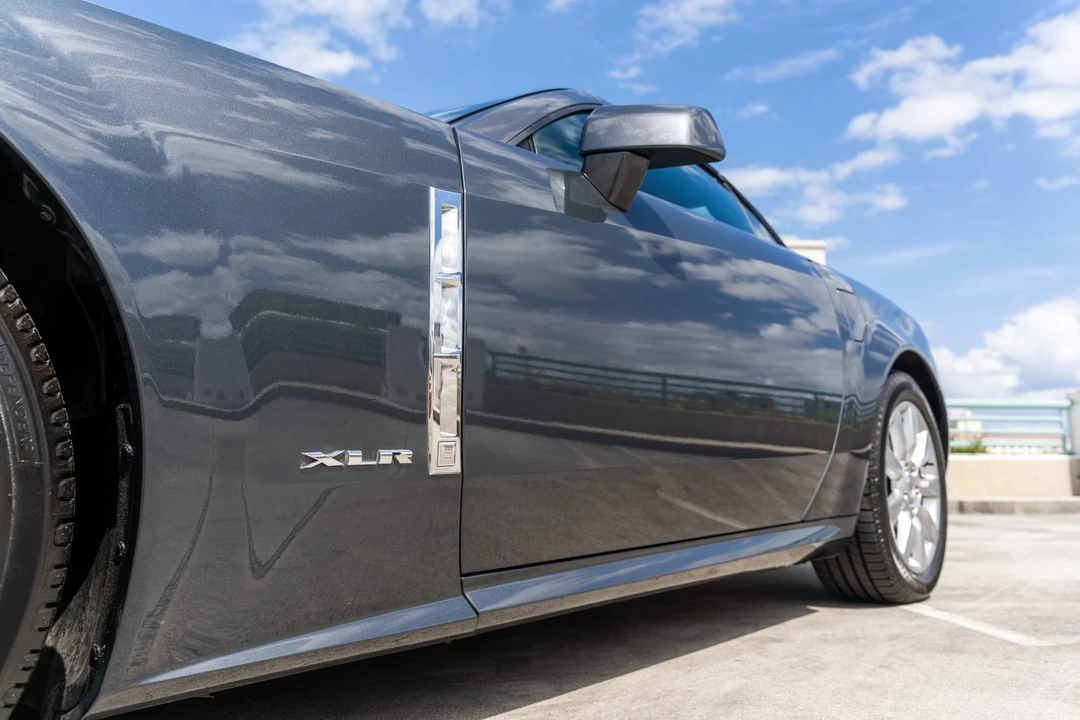 2009 Cadillac XLR - Image 27 of 31