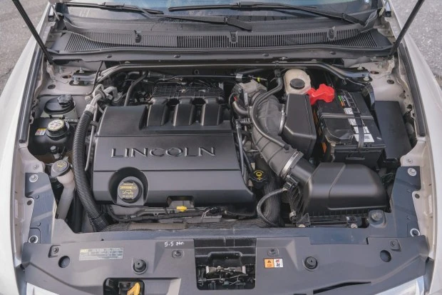 2009 Lincoln MKS - Image 6 of 8