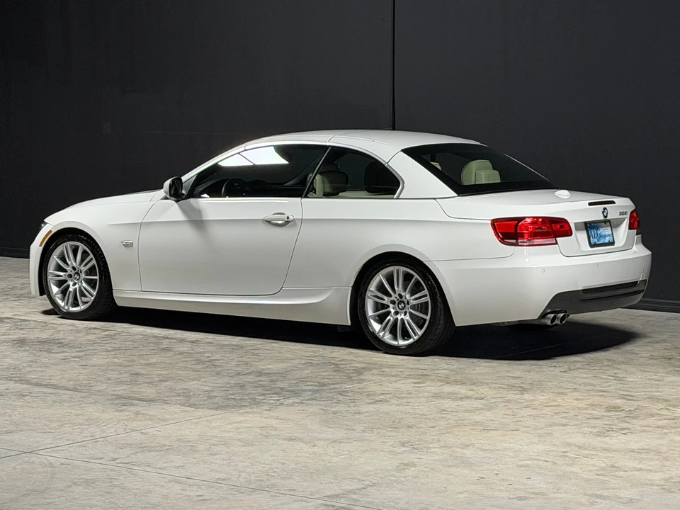 2010 BMW E93 3 Series Convertible - Image 9 of 31